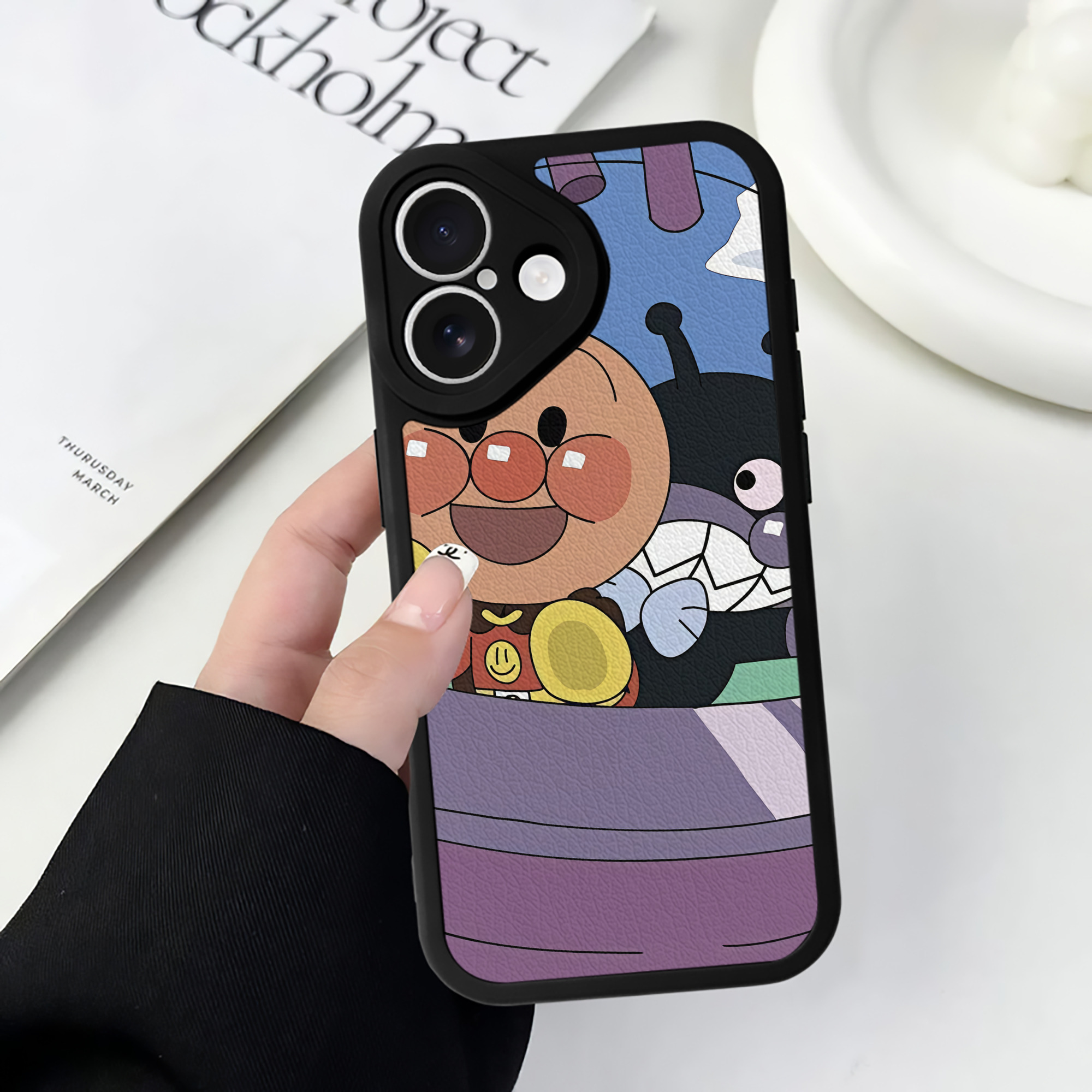 （画像用） アンパンマン Anpanman 【iPhone 16シリーズ対応】シリコンスマホケース（レザー調） 材質：シリコン